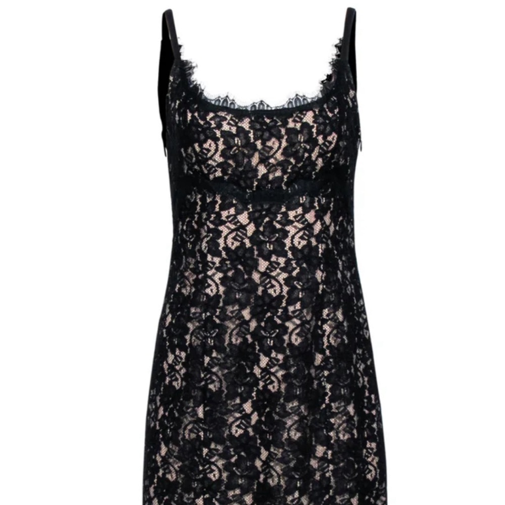 DIANE VON FURSTENBERG Black Dress Lace Strap Knee Length Sz 6